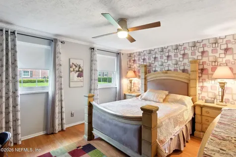 4915 Baymeadows Road Jacksonville FL 32217