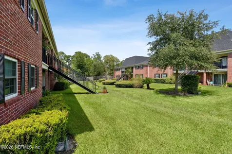 4915 Baymeadows Road Jacksonville FL 32217