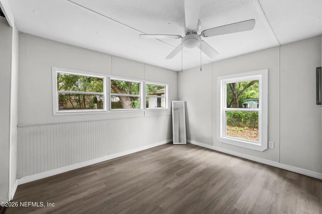 207 Milton Avenue Interlachen FL 32148
