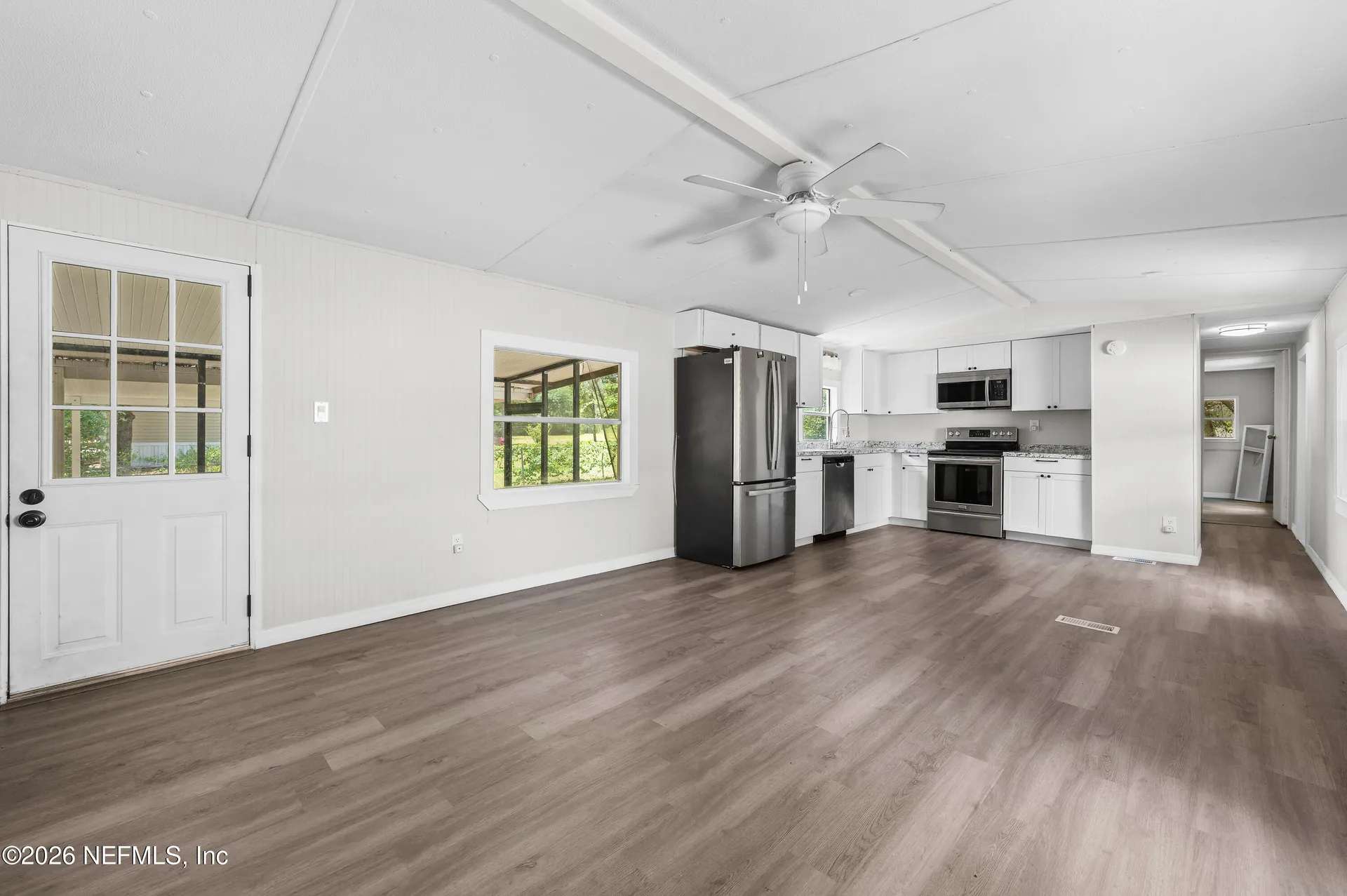 207 Milton Avenue Interlachen FL 32148