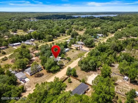 207 Milton Avenue Interlachen FL 32148