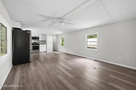 207 Milton Avenue Interlachen FL 32148