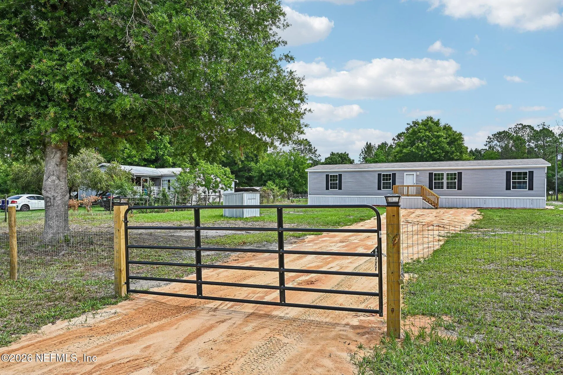 6771 SW County Road 225 Starke FL 32091