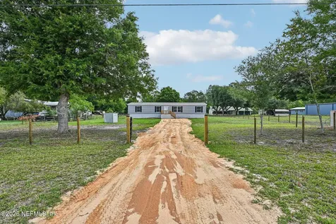 6771 SW County Road 225 Starke FL 32091
