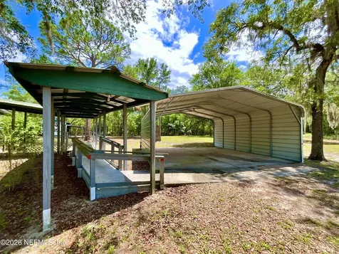 208 Country Living Circle Melrose FL 32666