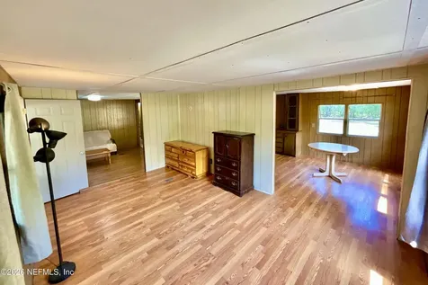 208 Country Living Circle Melrose FL 32666