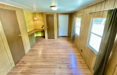208 Country Living Circle Melrose FL 32666