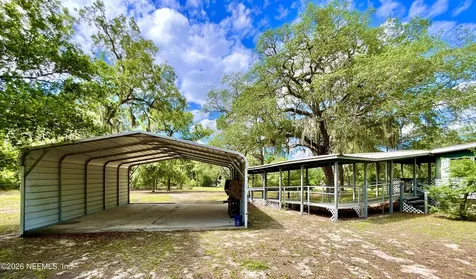 208 Country Living Circle Melrose FL 32666