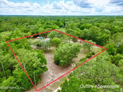 208 Country Living Circle Melrose FL 32666