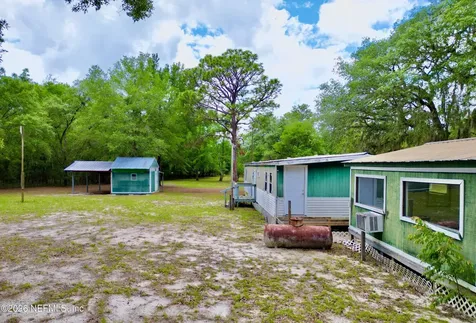 208 Country Living Circle Melrose FL 32666