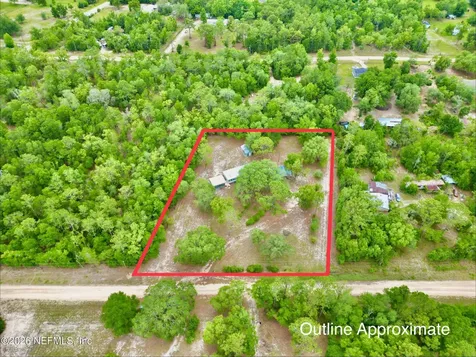 208 Country Living Circle Melrose FL 32666