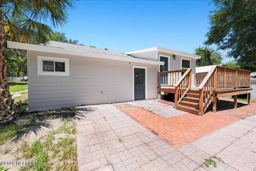 821 S 14th Street Palatka FL 32177
