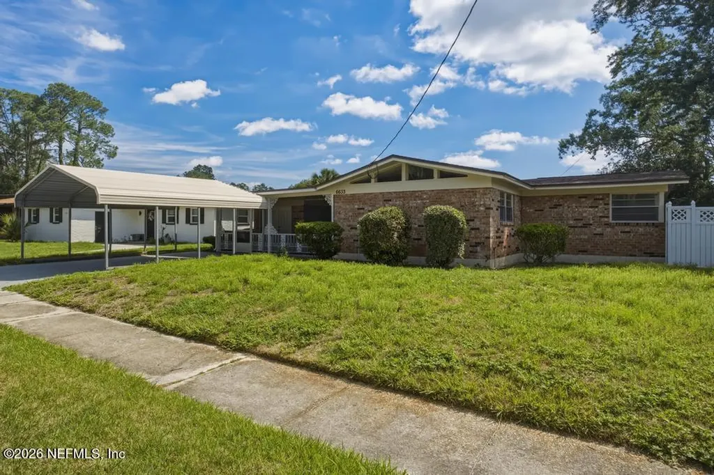 6633 Kinlock Drive W Jacksonville FL 32219