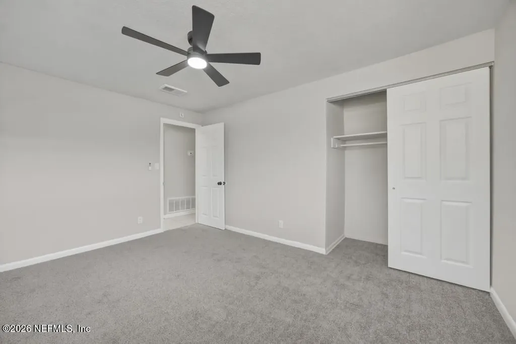 6633 Kinlock Drive W Jacksonville FL 32219
