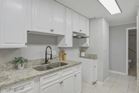 6633 Kinlock Drive W Jacksonville FL 32219