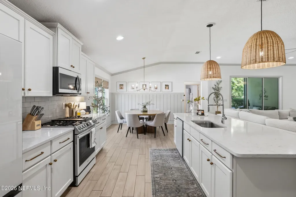 3034 Free Bird Loop Green Cove Springs FL 32043
