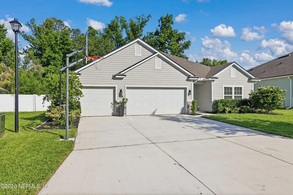 3034 Free Bird Loop Green Cove Springs FL 32043