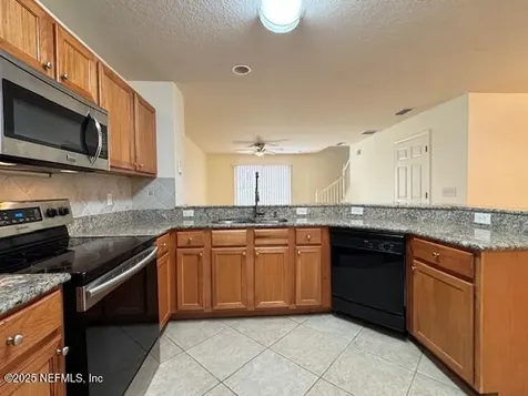 8550 Argyle Business Loop Jacksonville FL 32244