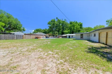 5108 Silver Lake Drive Palatka FL 32177