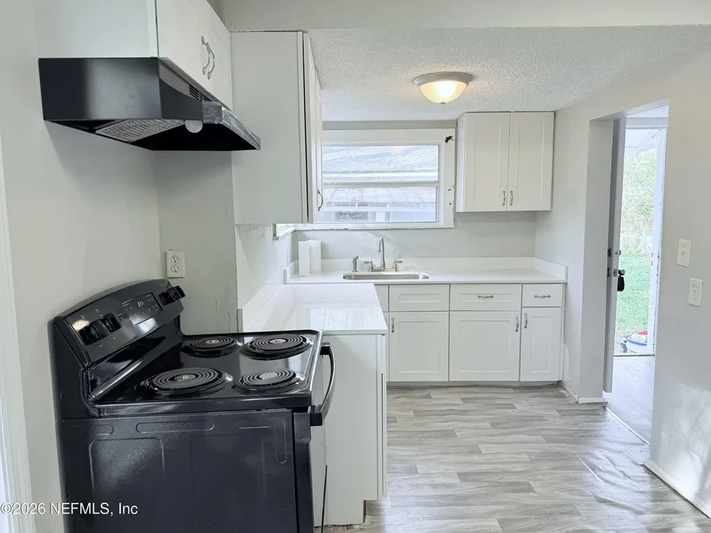 3251 Broadway Avenue Jacksonville FL 32254