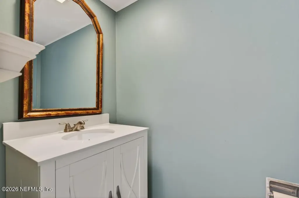 7823 La Sierra Court Jacksonville FL 32256