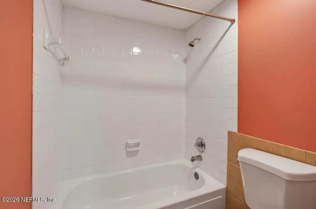 7823 La Sierra Court Jacksonville FL 32256