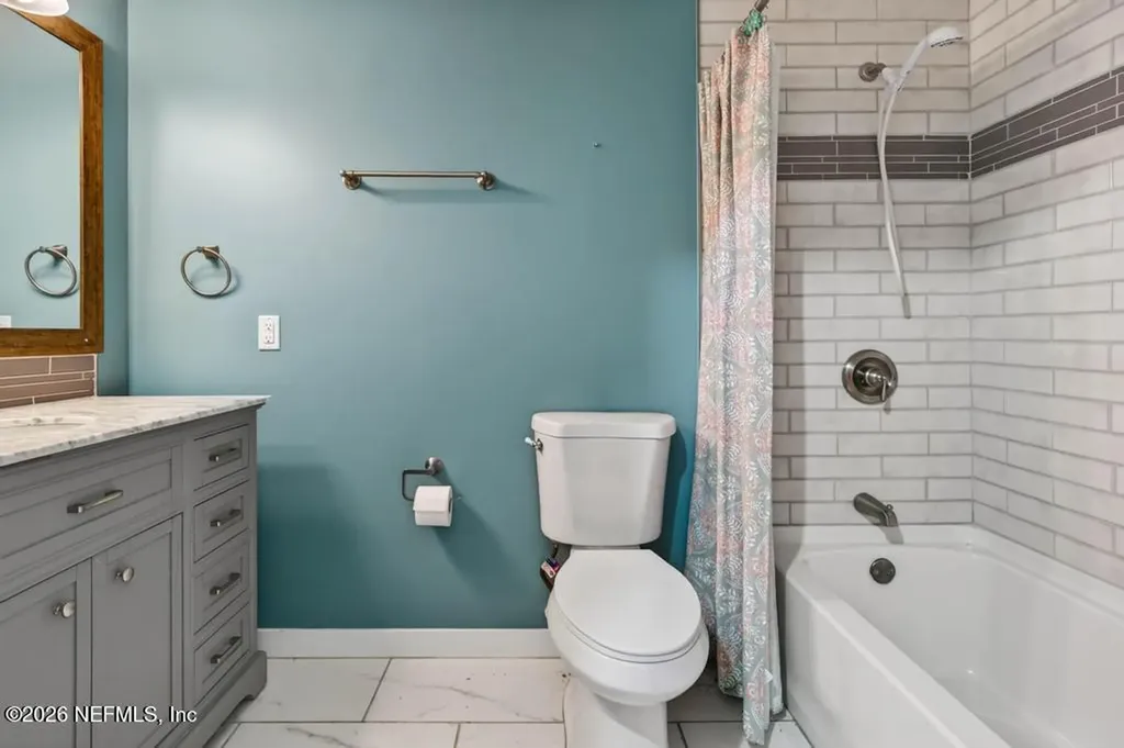 7823 La Sierra Court Jacksonville FL 32256