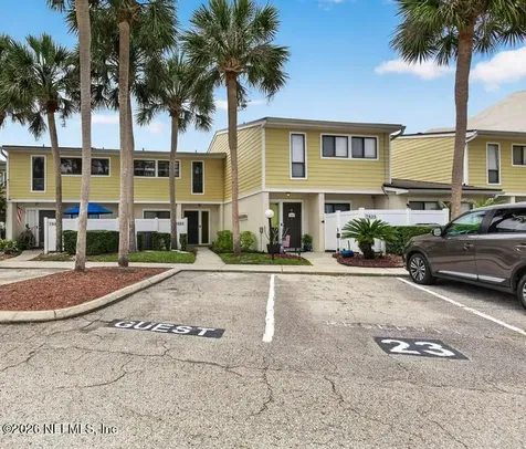 7823 La Sierra Court Jacksonville FL 32256