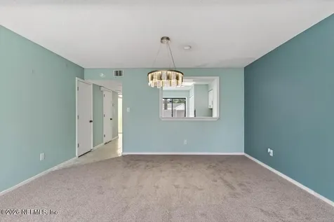 7823 La Sierra Court Jacksonville FL 32256