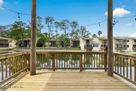 7823 La Sierra Court Jacksonville FL 32256
