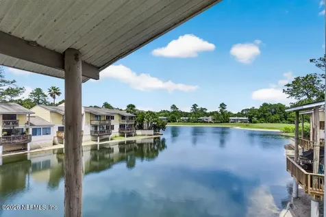 7823 La Sierra Court Jacksonville FL 32256
