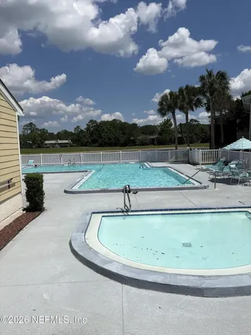 7823 La Sierra Court Jacksonville FL 32256