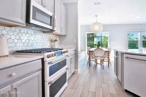 70 Old Ft Trail St. Johns FL 32259
