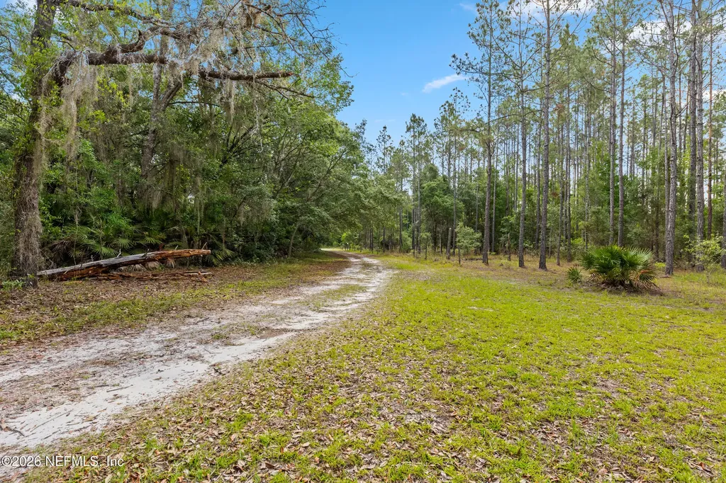 181 Carraway Church Road Palatka FL 32177