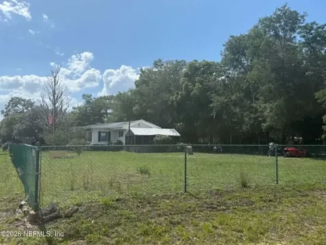 412 64th Street Interlachen FL 32148