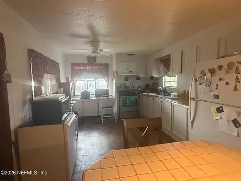 412 64th Street Interlachen FL 32148