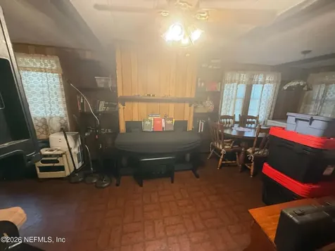 412 64th Street Interlachen FL 32148