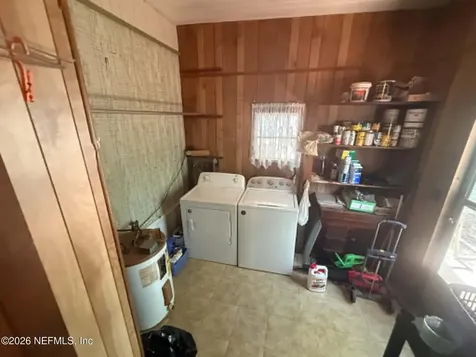 412 64th Street Interlachen FL 32148