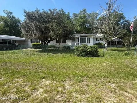 412 64th Street Interlachen FL 32148