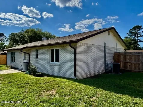 1747 Papaya Drive N Orange Park FL 32073