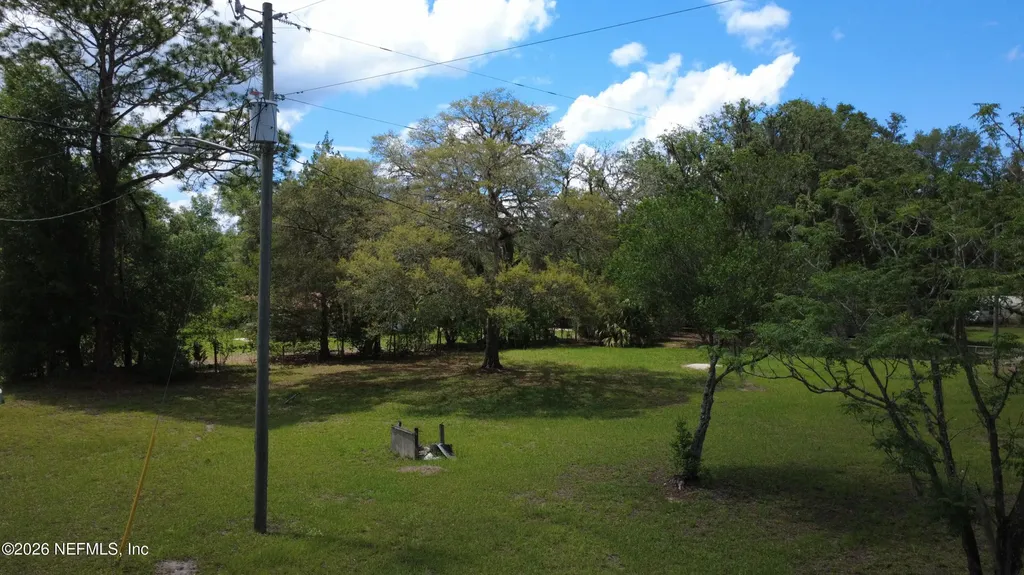 123 Willis Road Hollister FL 32147