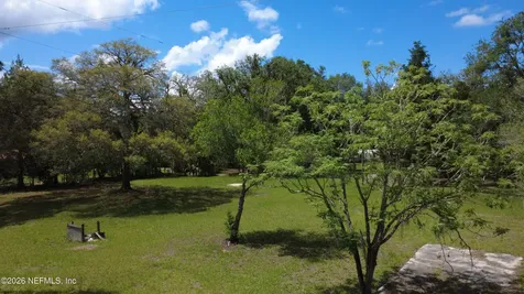 123 Willis Road Hollister FL 32147