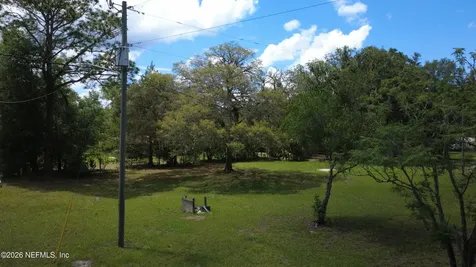123 Willis Road Hollister FL 32147