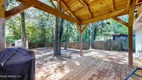 877 Jackson Road Jacksonville FL 32225