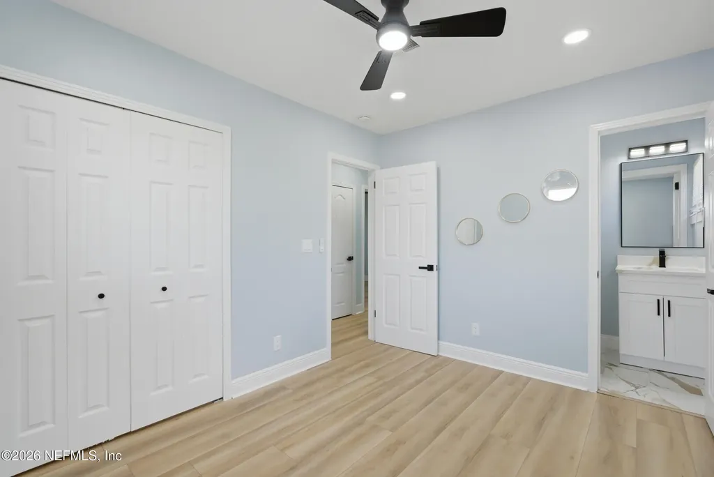 5648 Fargo Drive N Jacksonville FL 32207