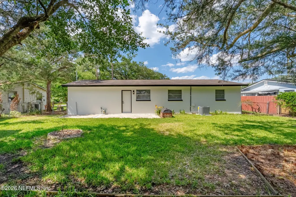 5648 Fargo Drive N Jacksonville FL 32207