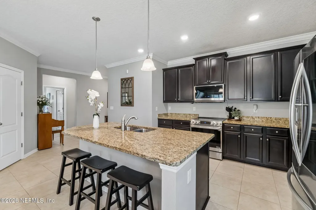 10111 Bedford Lakes Court Jacksonville FL 32222