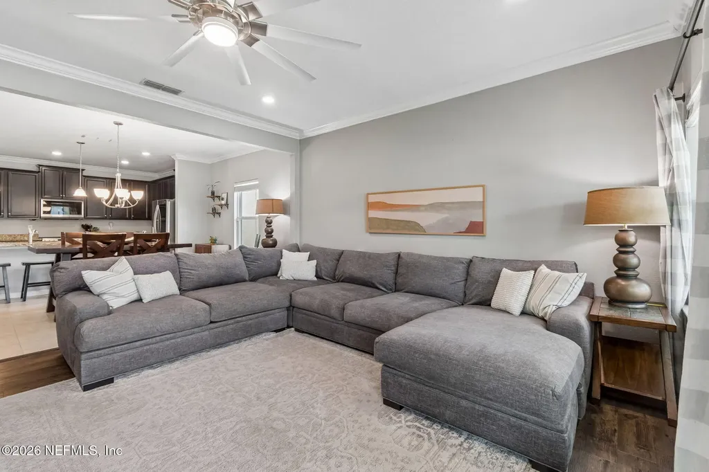 10111 Bedford Lakes Court Jacksonville FL 32222