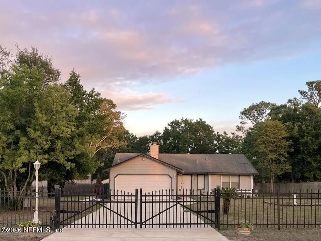 7965 Cholo Trail Jacksonville FL 32244
