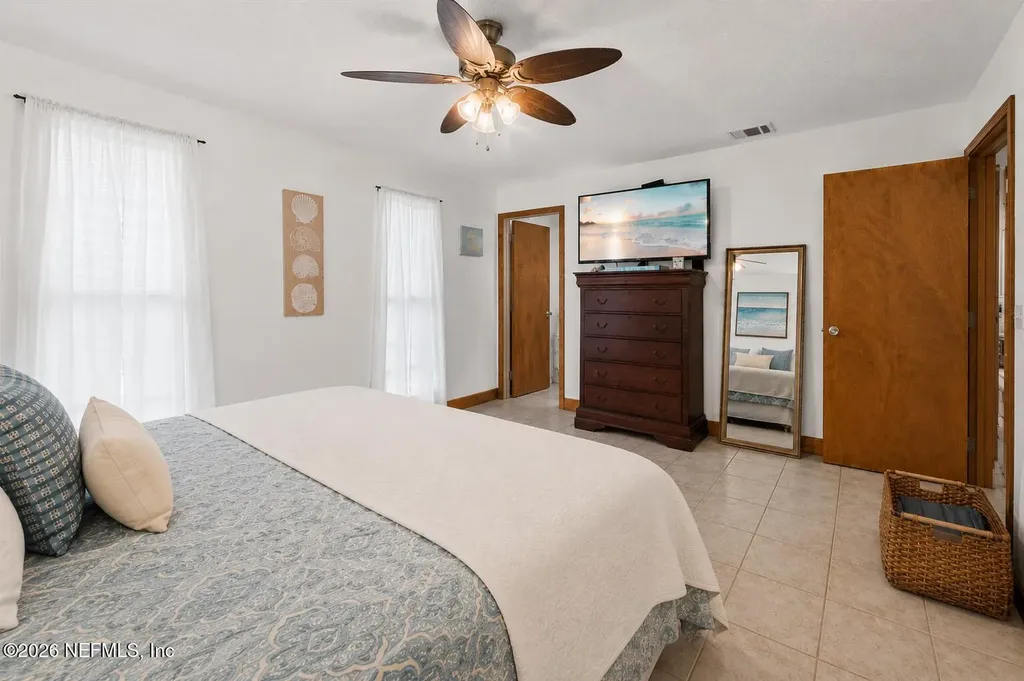 1048 Lake Asbury Drive Green Cove Springs FL 32043